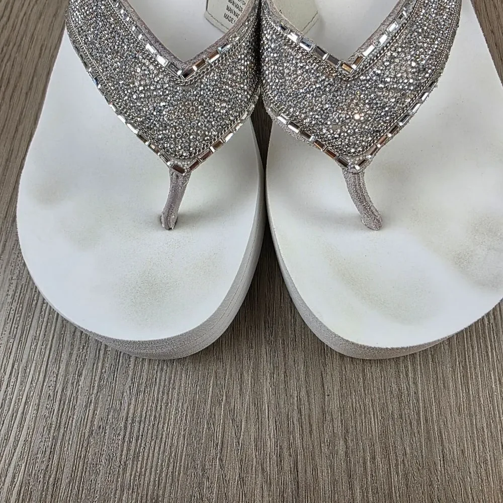 Yellow Box Randie Flip Flop Sandals Size 10